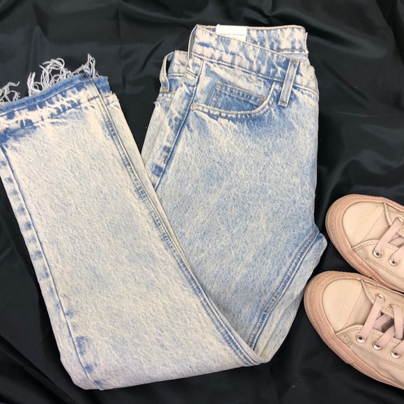 Current/Elliott Acid Wash Distressed Crop Jeans Size 24 - Picture 2 of 8